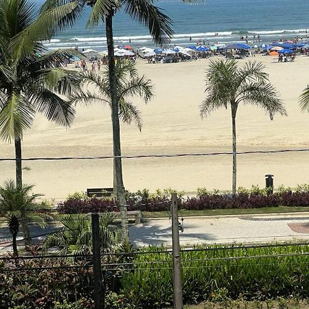 Guilhermina Pe Na Areia Vista Mar Praia Grande  Bagian luar foto